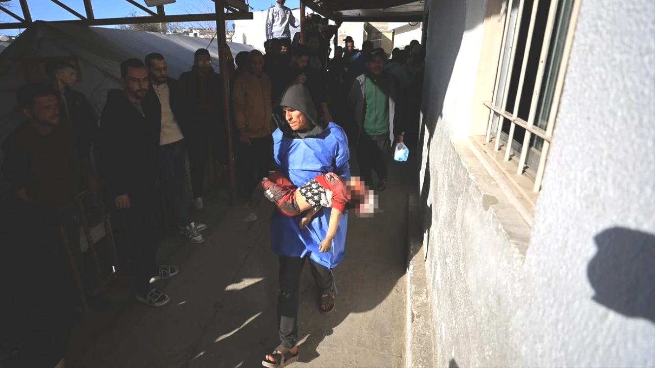 İsrail, Bayramda Gazze'de Katliam Yaptı: 13 Çocukla 33 Can Kaybı!