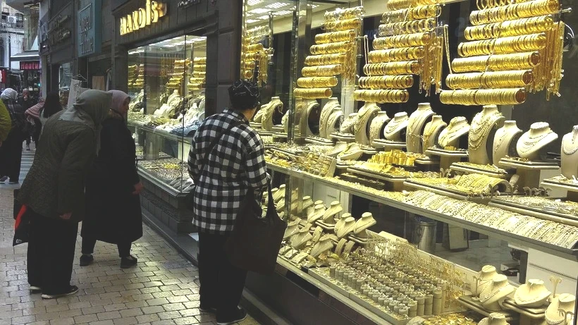 Türkiye'nin Yastık Altındaki Altın Miktarı Ortaya Çıktı: İşte Dudak Uçuklatan Gizli Servet - Resim: 2