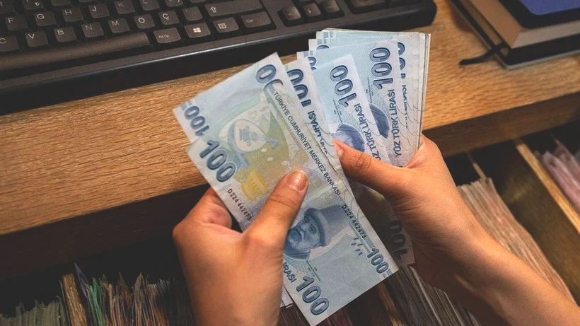 Konut Kredisi, İhtiyaç Kredisi, Taşıt Kredisi... Bankaların Faiz Oranlarında Düşüş Heyecanı Başladı! İşte Güncel Rakamlar - Resim: 6