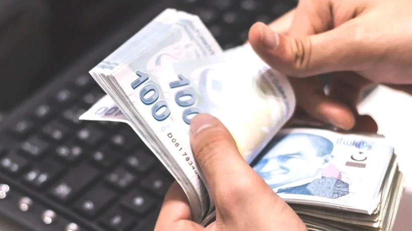Konut Kredisi, İhtiyaç Kredisi, Taşıt Kredisi... Bankaların Faiz Oranlarında Düşüş Heyecanı Başladı! İşte Güncel Rakamlar - Resim: 5