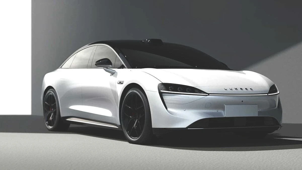 Huawei'den Tesla'ya rakip olacak elektrikli otomobil! Yarı fiyatına Tesla'dan daha iyisi...